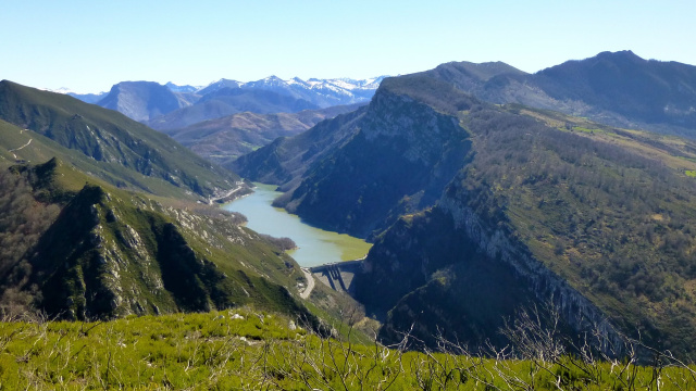 Embalse de Tanes